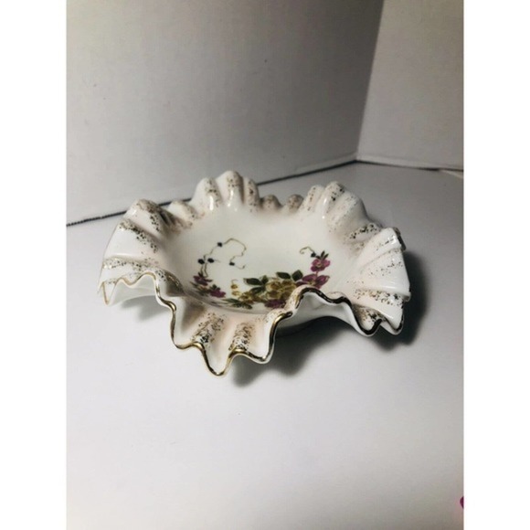 Bond Ware L&M Other - Vintage Candy Dish By Bond Ware L&M - Gold Trimmed Floral Ruffled Dish